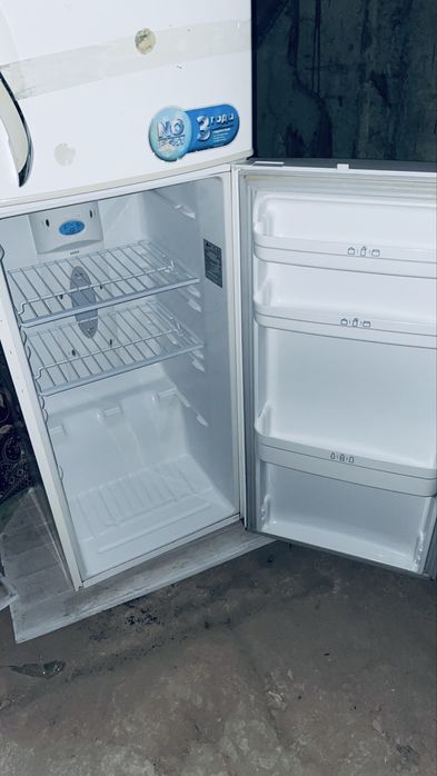 Холодильник для кухни