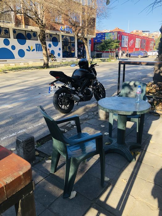 Ymaha mt 125.