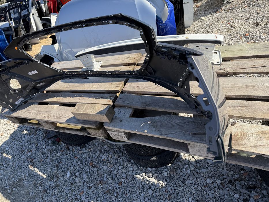 Броня Audi Q E-Tron 2022 год.-