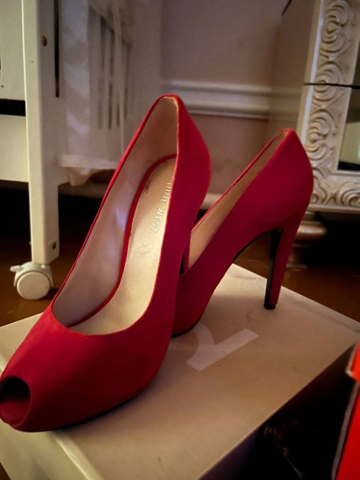 Модные туфельки новые