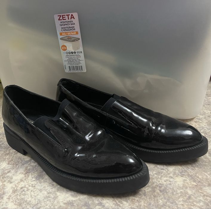 Лаковые классический лоферы