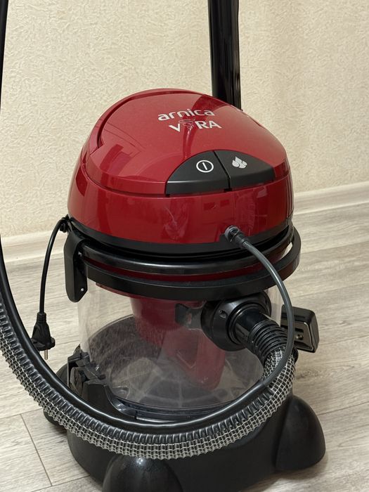 Универсальный моющий пылесос