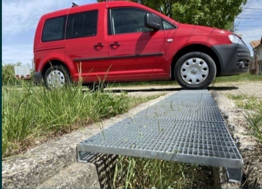 Grătare zincate la diferite dimensiuni