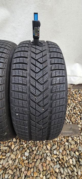 Anvelope Pirelli Sottozero3 Winter Elect PNCS 255/45 R19 104W M+S