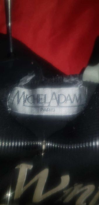 rochie neagra conica