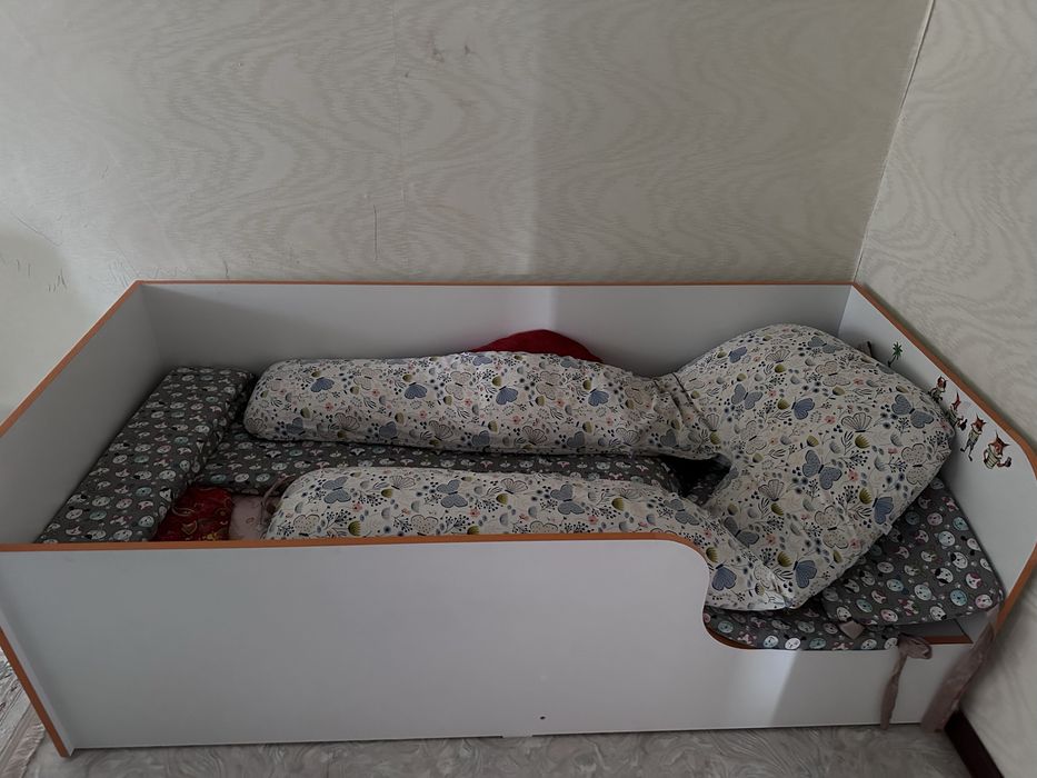 Продам детскую кровать