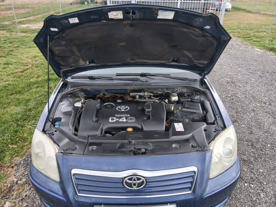 Multe piese schimbate ! Toyota Avensis 2.0 Diesel, Full option