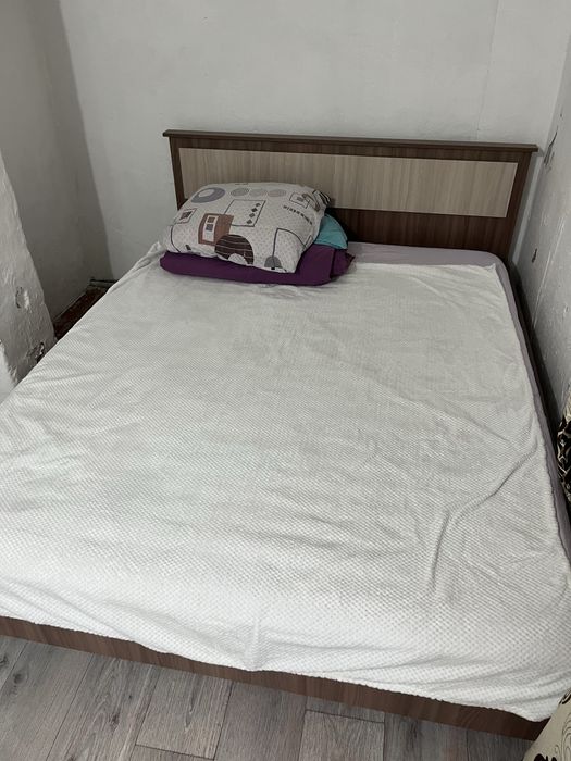 Продам кровать 160*200