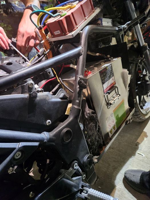 Электро аккамулятор LF4 1 год гарантия на мотоциклы скутеры и муравьи