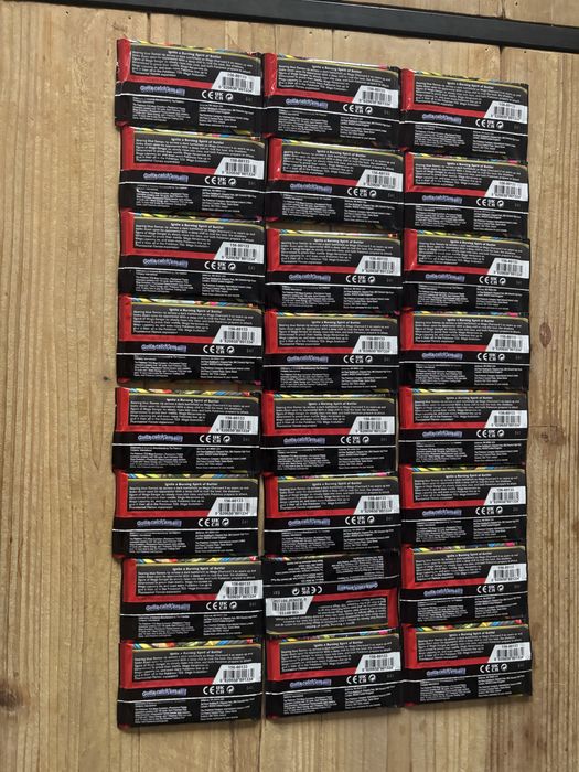 24 Boostere Pokémon TCG Phantasnal Flames