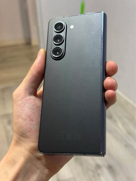 Galaxy Z Fold 5