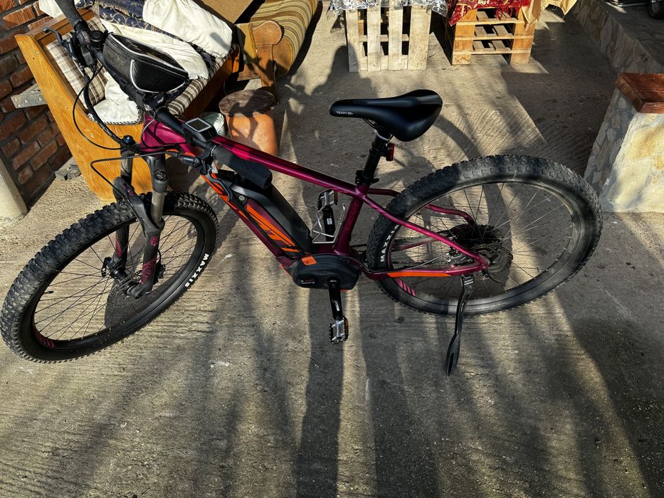 De vanzare bicicleta electrica