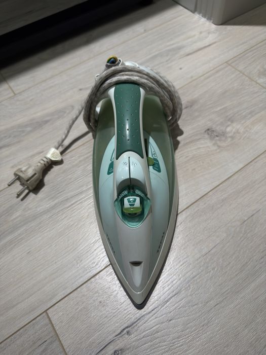 Утюг Tefal с паром