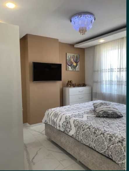 Тристаен тухлен обзаведен апартамент  в Кайсиева градина-Касабова