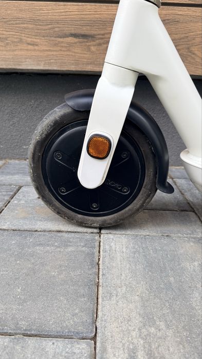 Trotineta electrica OKAI NEON Lite ES10 – stare foarte buna -850 lei negociabil