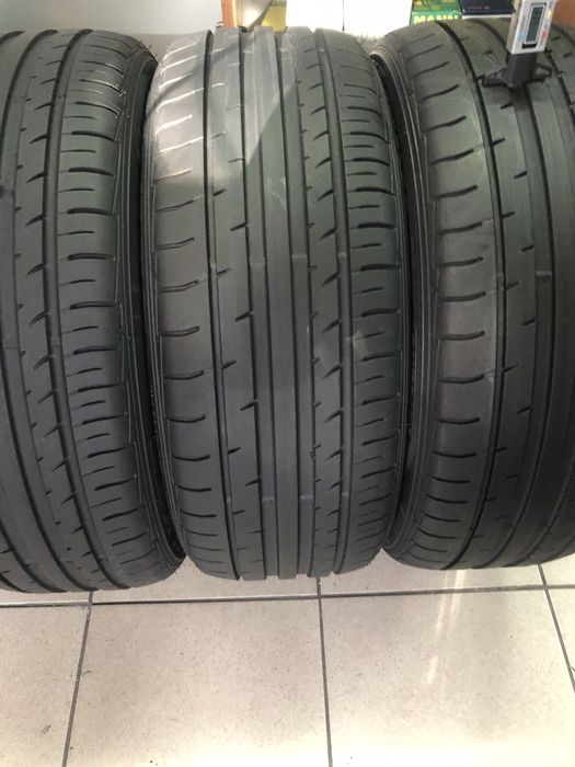 215 50 18 Falken de vara