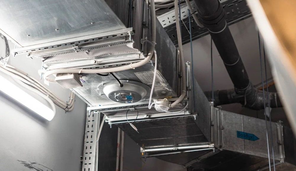 Вентиляция  вытяжка приток