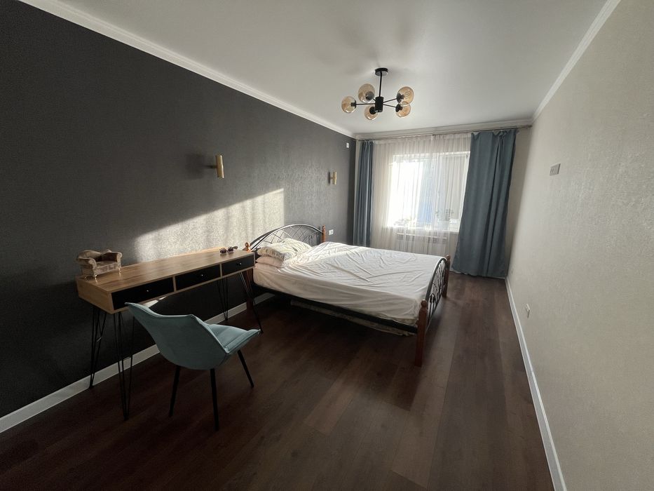Продам квартиру пр абая 244 центр