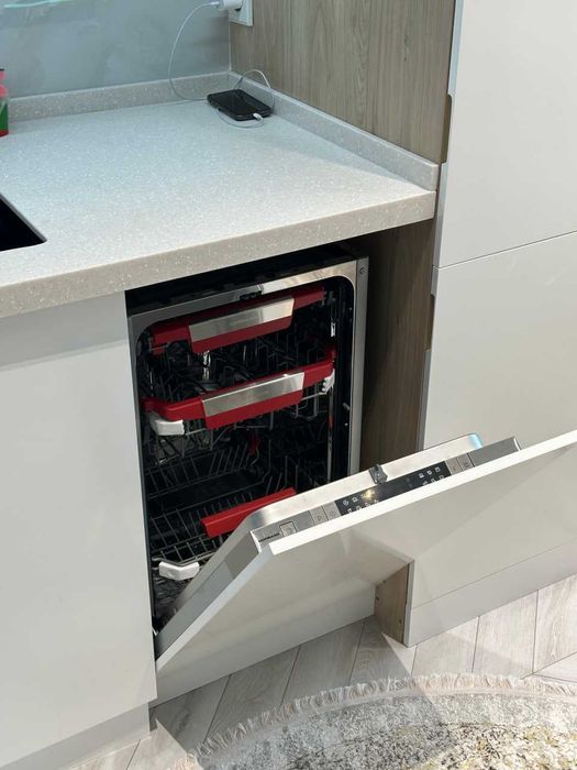 СРОЧНО ПРОДАЁТСЯ 2в3ком квартира на ЖК Nest one вид на Хилтон 40-этаж