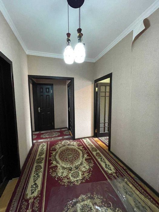 Юнусабад 8й квартал 4 комнатная 90 кв.м