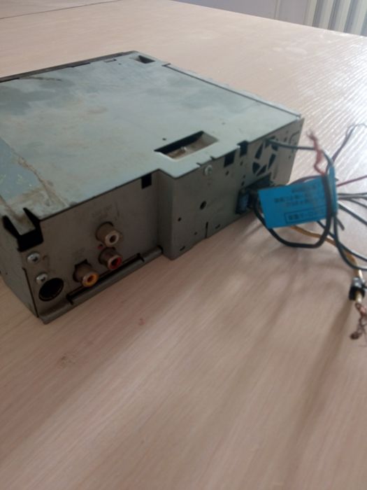 Автомагнитола JVC