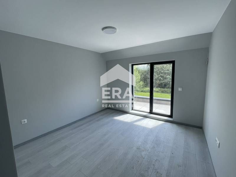 Двустаен южен апартамент за продажба, завършен до ключ, в новопостроен