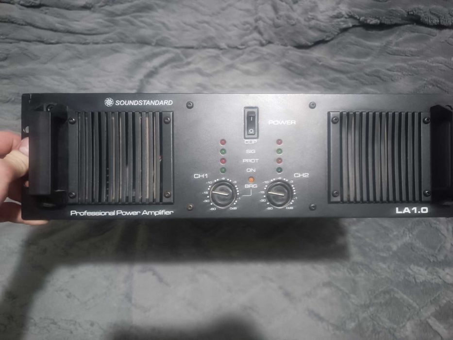soundstandart la1.0
