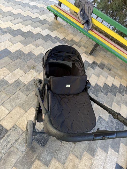 Продаётся детская коляска