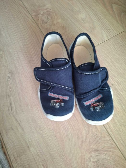 Пантофи 29 и 30 номер Колев и Колев