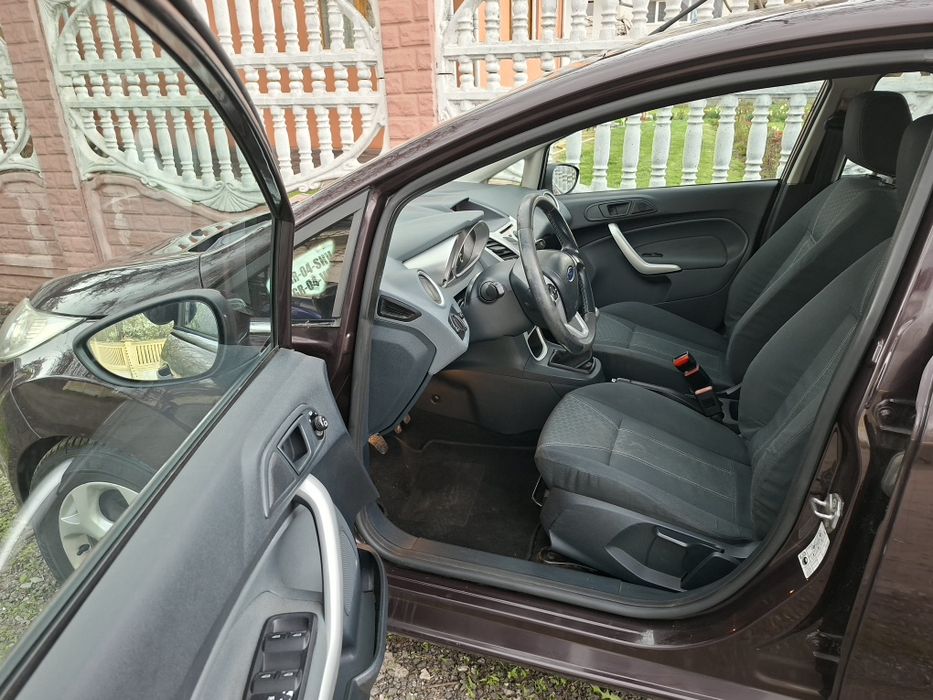 Ford Fiesta 1.4 Benzină