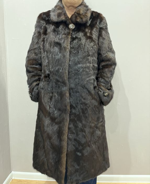 Норковая шуба, продам срочно