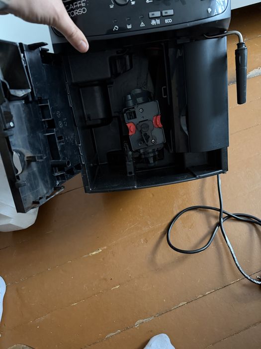 Кофемашина delonghi esam 2600