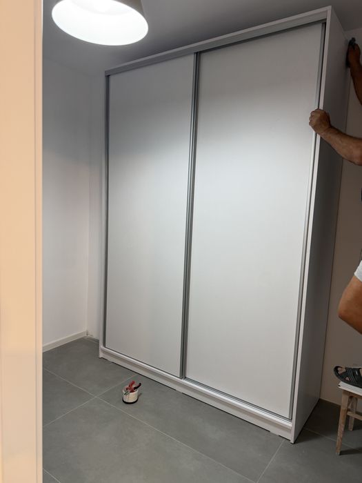 Garsoniera de inchiriat - prima inchiriere - mall Vitan, decomandata 37 mp, etaj 6, metrou 7 min, Sector 3, mobilata, utilata, AC