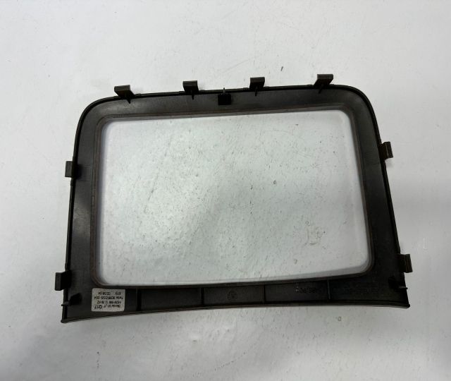 Ornament consola radio a6396891239 Mercedes-Benz Vito W639