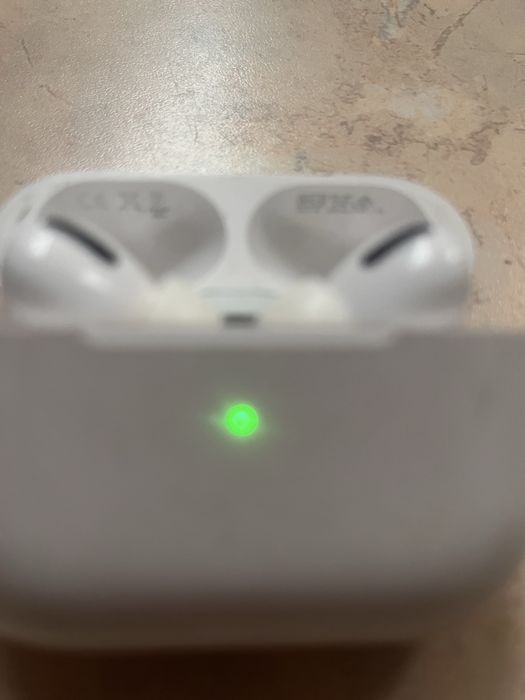 Нацшники Airpods Pro