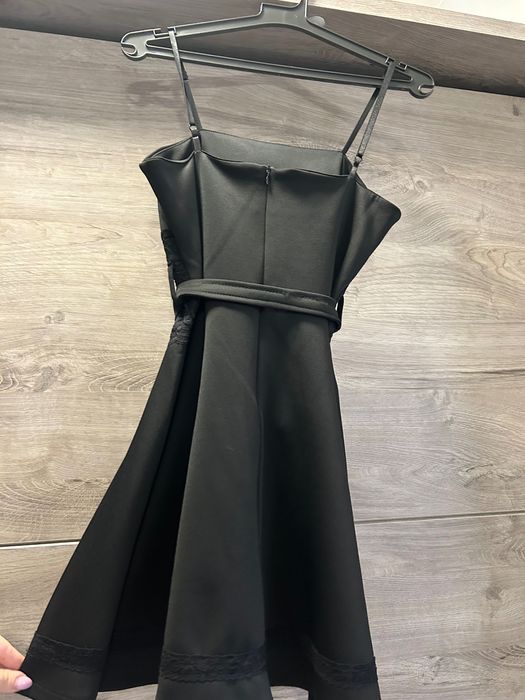 Дамска черна разкроена рокля