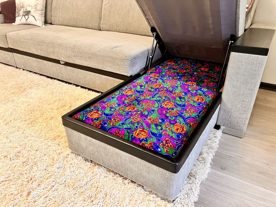 Качественный большой диван