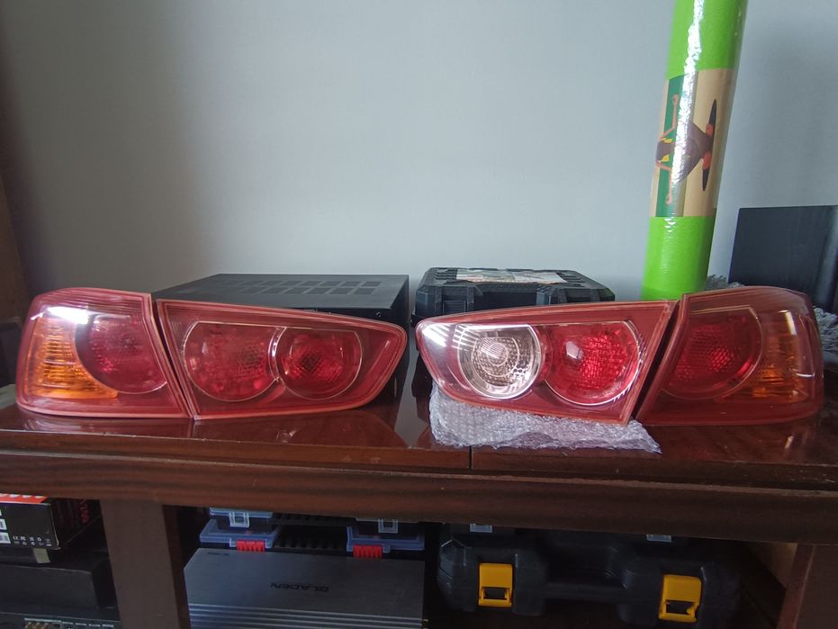 Продавам стопове за Mitsubishi Lancer