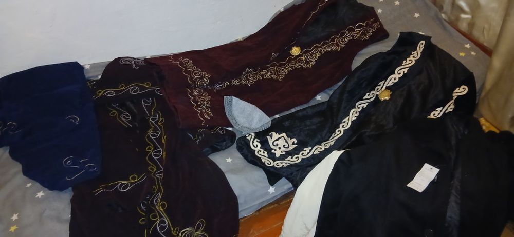 Продаю Казахский одежду орнамент