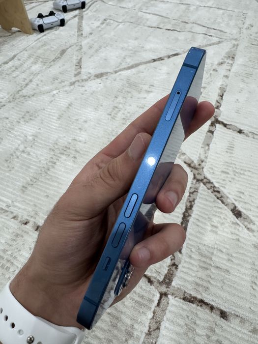 Продам IPhone 13 в 360защите