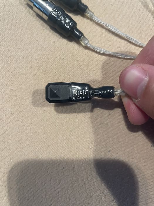 Silver widow 24 V2/audio cable/аудио кабел/музика/адаптер/усилвател