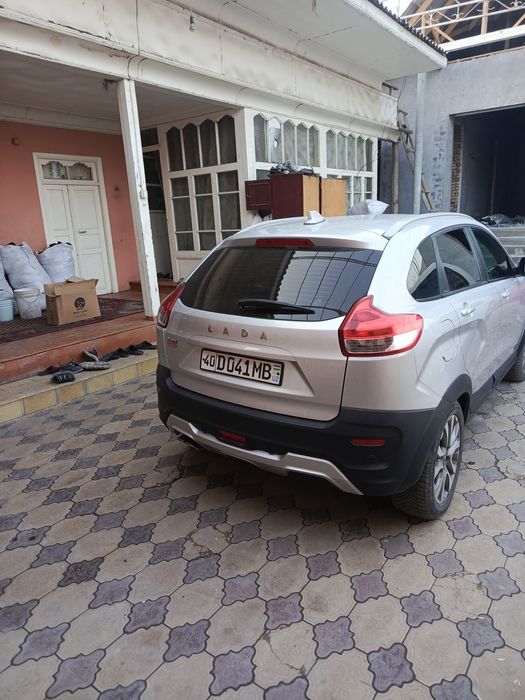 Lada xray cross 2020