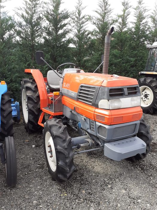 Tractor japonez kubota GL33cp 4x4 Model nou