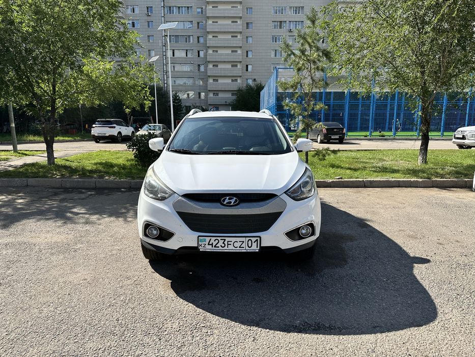 Продам машину Hyundai Tucson 2014