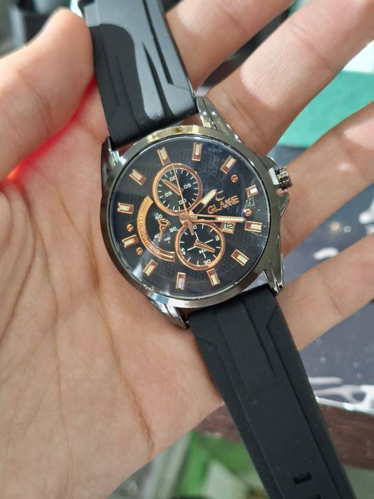 Продаются часы и один таспих