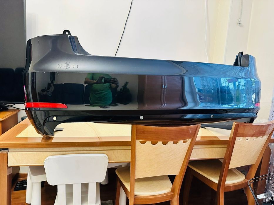 Продам задний бампер Skoda Superb!