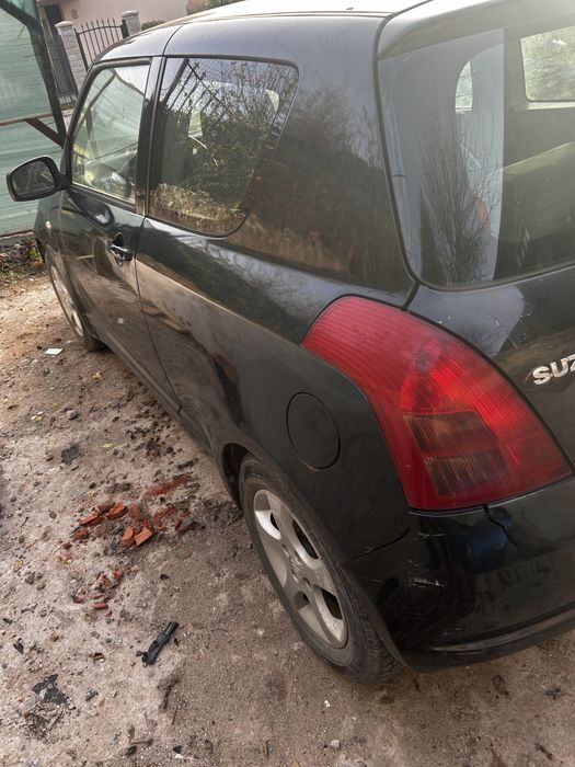 Suzuki swift 1.3 на части