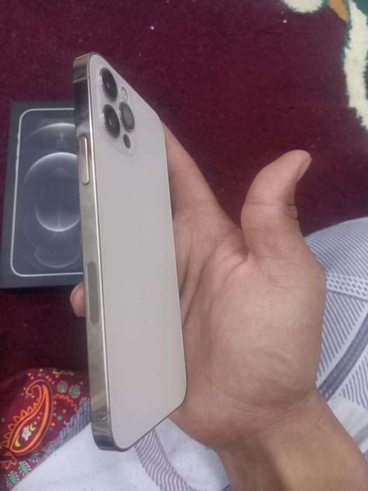 Iphone 12 pro 128 GB sotiladi