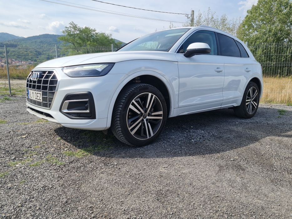 Audi Q5 35 000 KM / 2021 /Panoramic / Camera  / Keyless