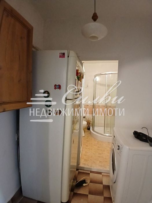 Дава се под наем Двустаен апартамент в Шумен, Тракия - 64 кв.м за 255 € - Снимка #8